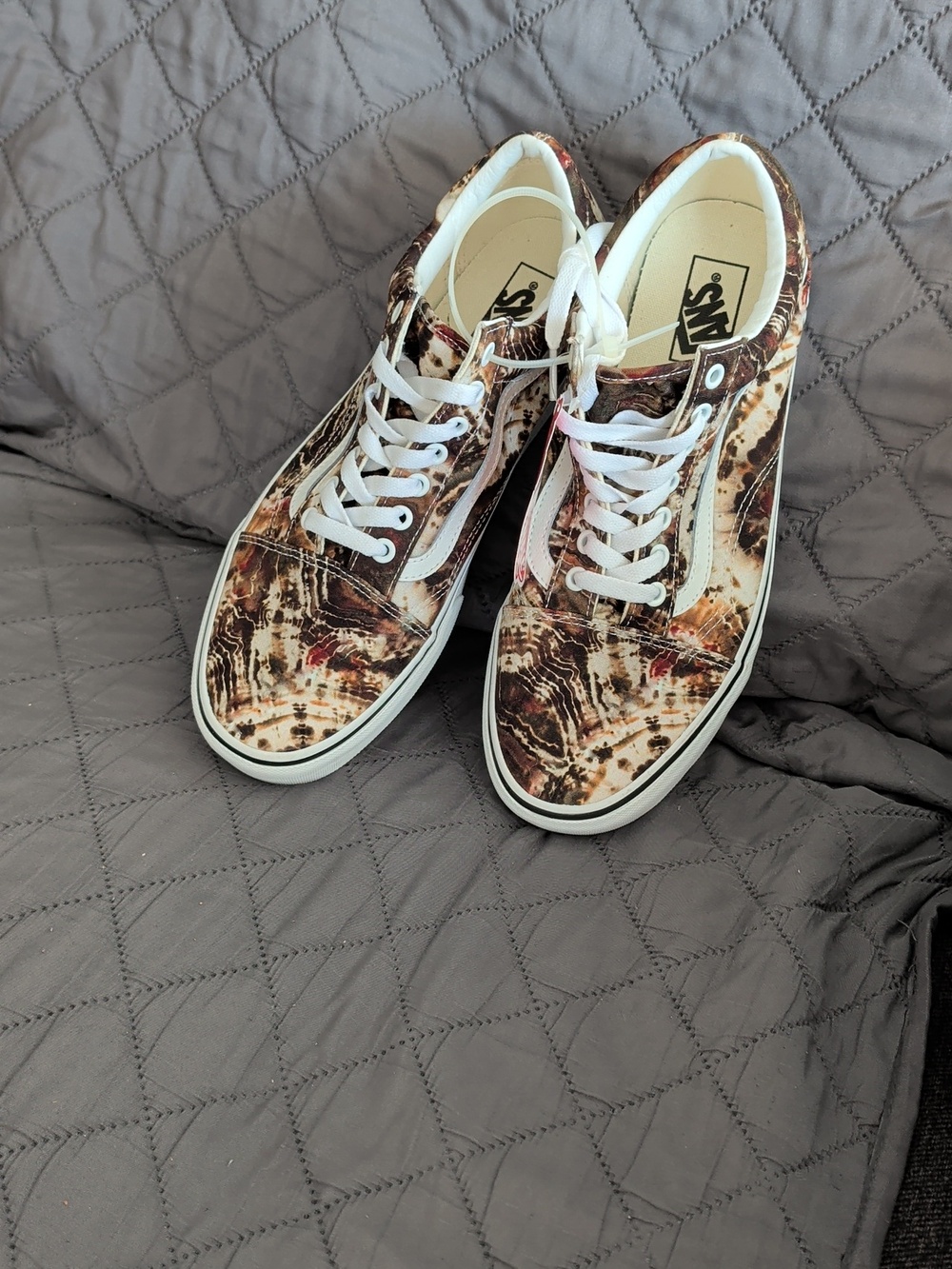 BNWT Vans Tie-Dye Brown and Cream Old Skool Sneakers